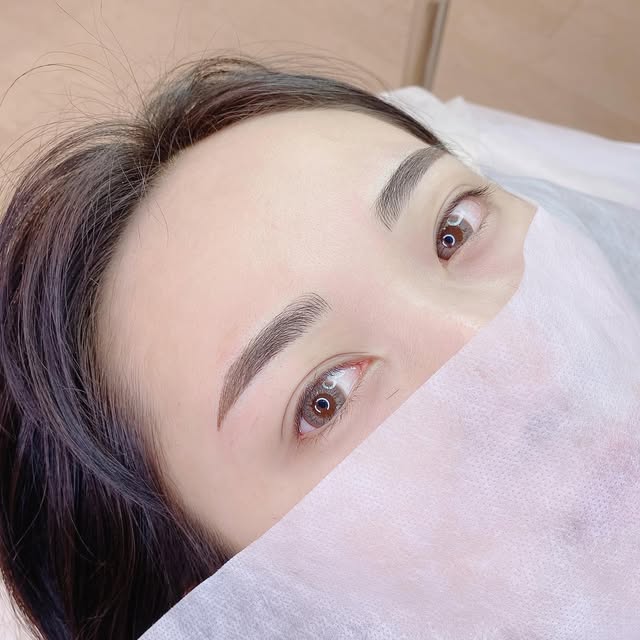 눈썹 시술 기록